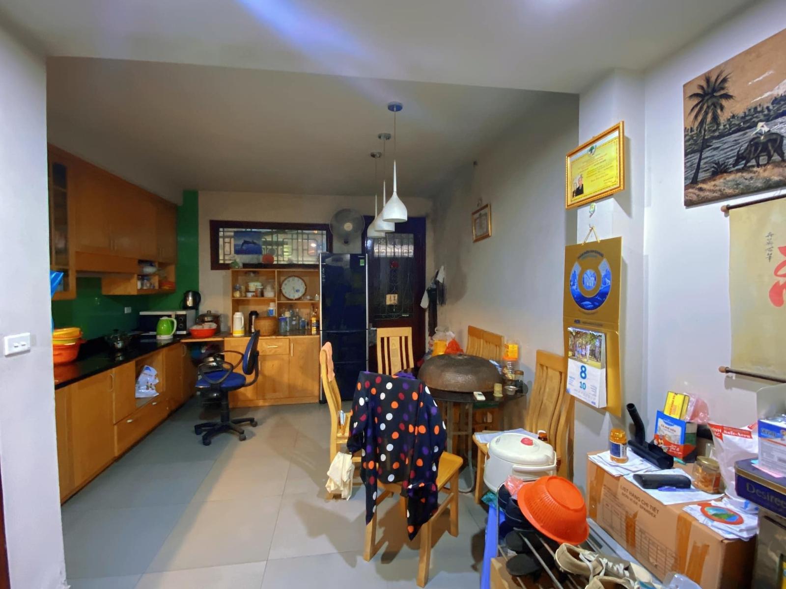 Bán nhà phố Phạm Ngọc Thạch, phân lô, ô tô, kinh doanh, 2 thoáng trước sau, 77m2, 4 tầng, 15,2  tỷ 13847487