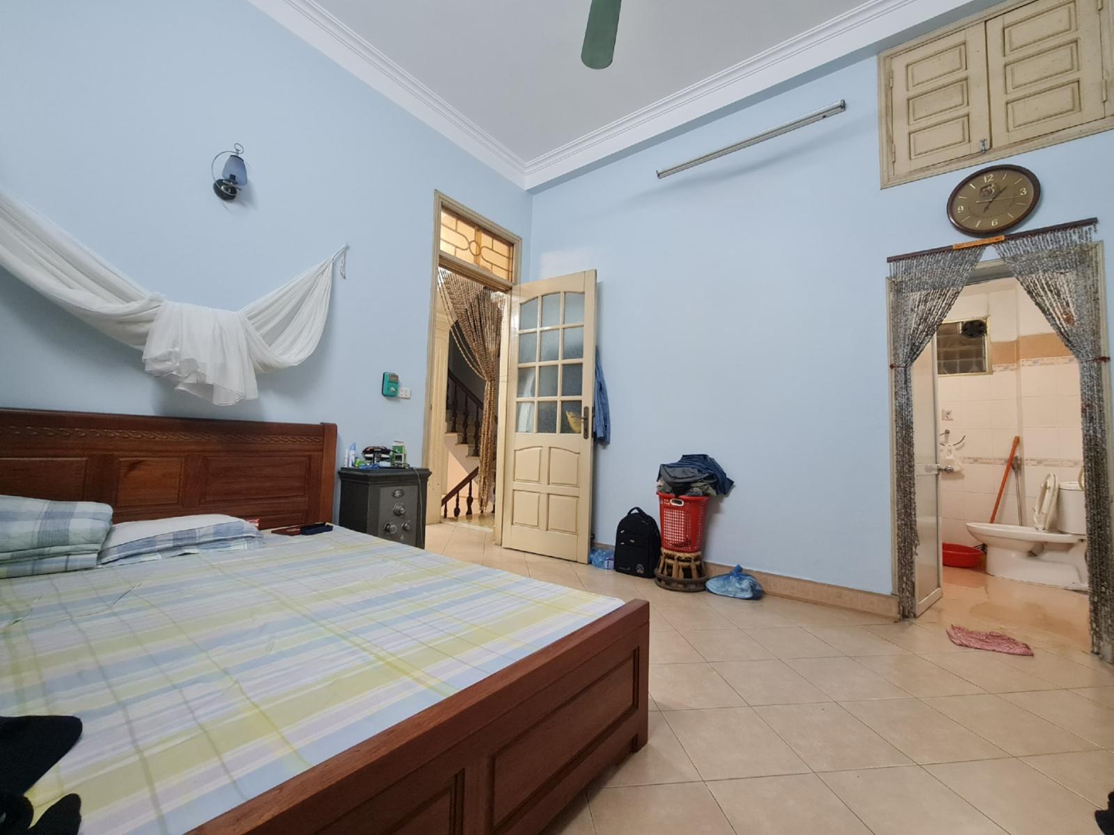 NHÀ MP NGUYỄN NGỌC VŨ, CẦU GIẤY 85M, 4T, MT 8.5M, VỈA HÈ, 2 MẶT NGÕ, KD ĐỈNH, 14.5 TỶ, 0937651883. 13851720