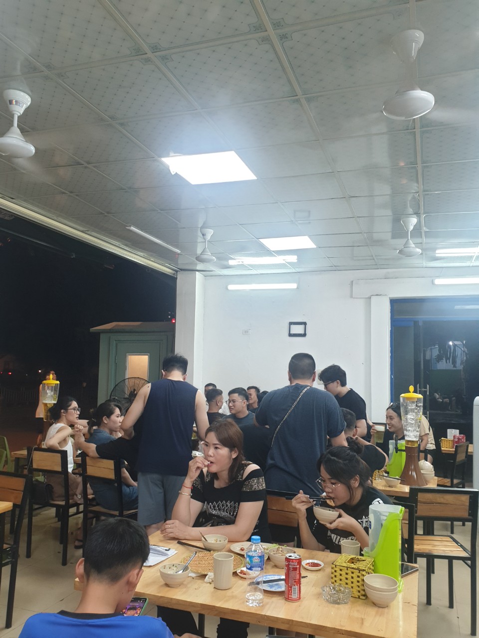 CHÍNH CHỦ SANG NHƯỢNG QUÁN BIA HƠI  ĐỊA CHỈ 39 HÀ KẾ TẤN, PHƯƠNG LIỆT, THANH XUÂN, HÀ NỘI 13864947