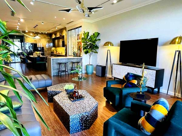 Bán nhà VÕ CHÍ CÔNG- OTO - KINH DOANH –ô chờ TM 90m X 5 TẦNG 15.3 TỶ 13869057