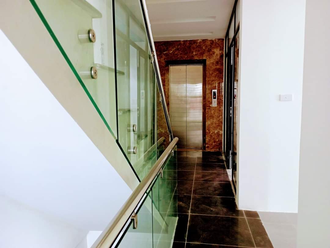 bán nhà mặt phố vũ phạm hàm cầu giấy lô góc vỉ hè Ô TÔ 69 tỷ 116m 8T 13869518