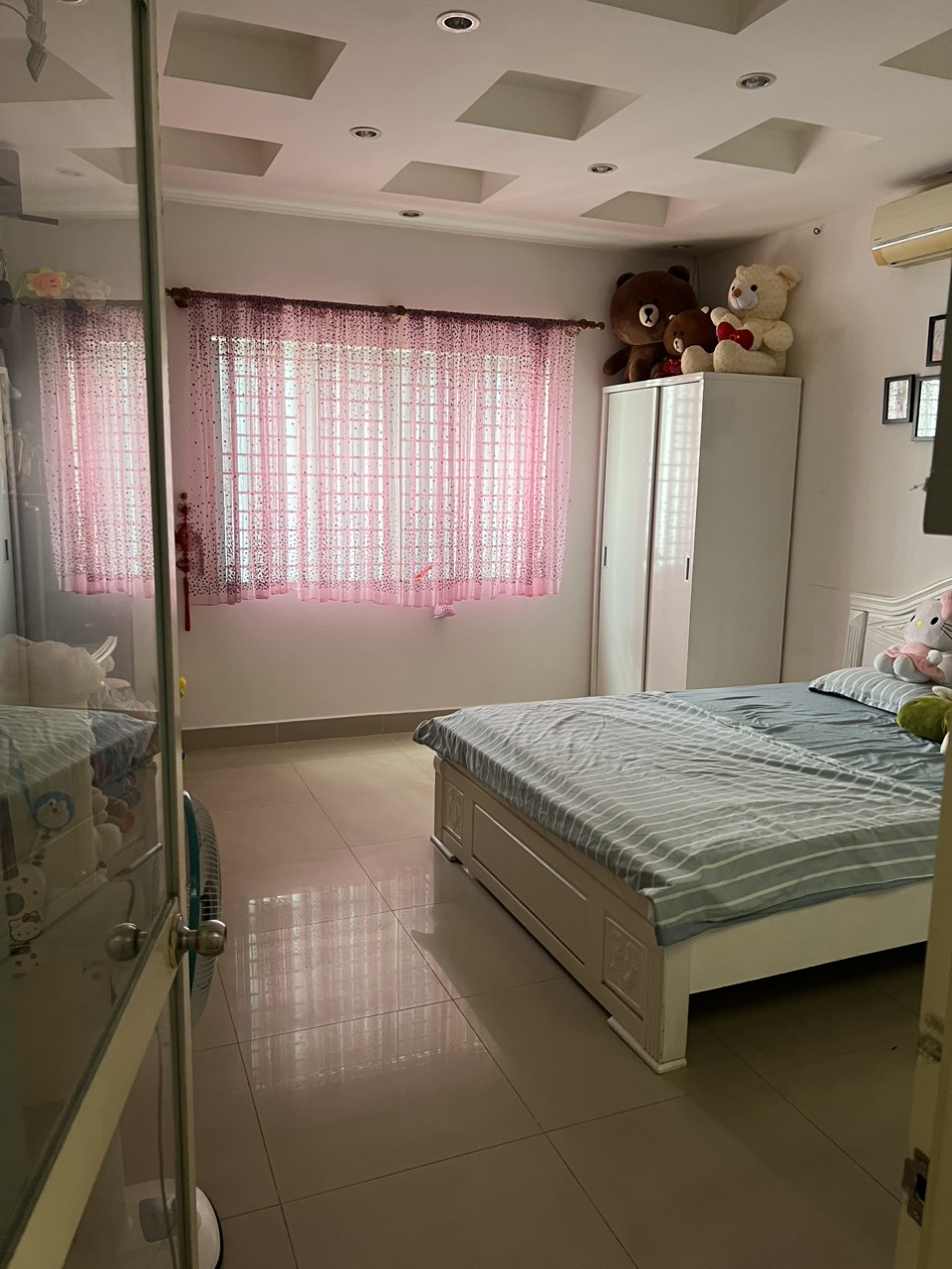 Bán nhà đường Cao Thị Chính, Phường Phú Thuận, Q7 nhà mặt tiền đường lớn 24m 13873359