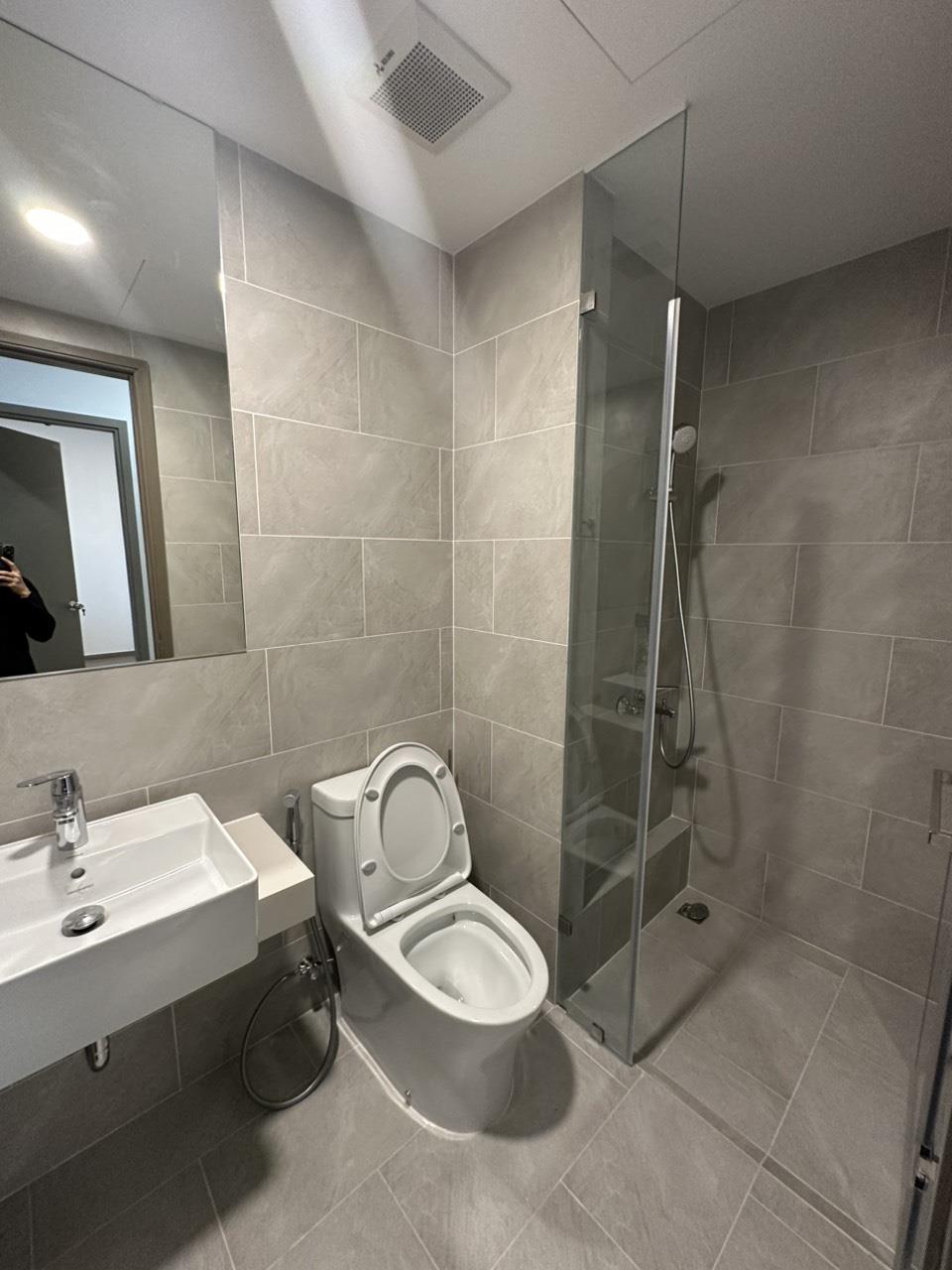 Nhà mới 5tr/th Căn hộ CHUNG CƯ West Gate Park 59 m² - 2 PN + 2 WC 13873800