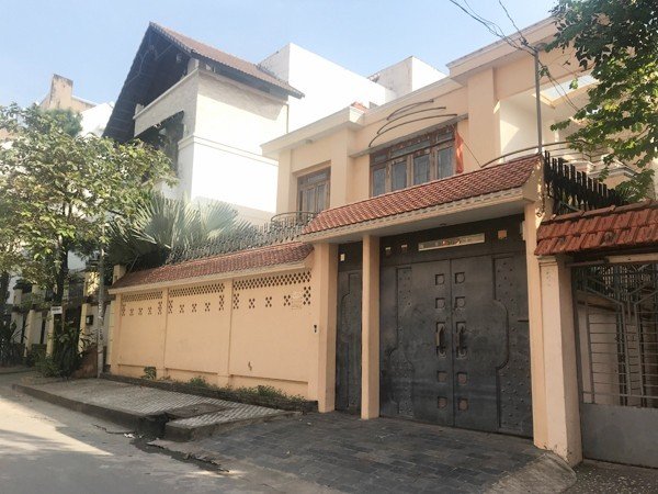 Cho thuê nguyên căn biệt thự Lê Quang Định, Bình Thạnh 12x27m đủ nội thất
 13874935