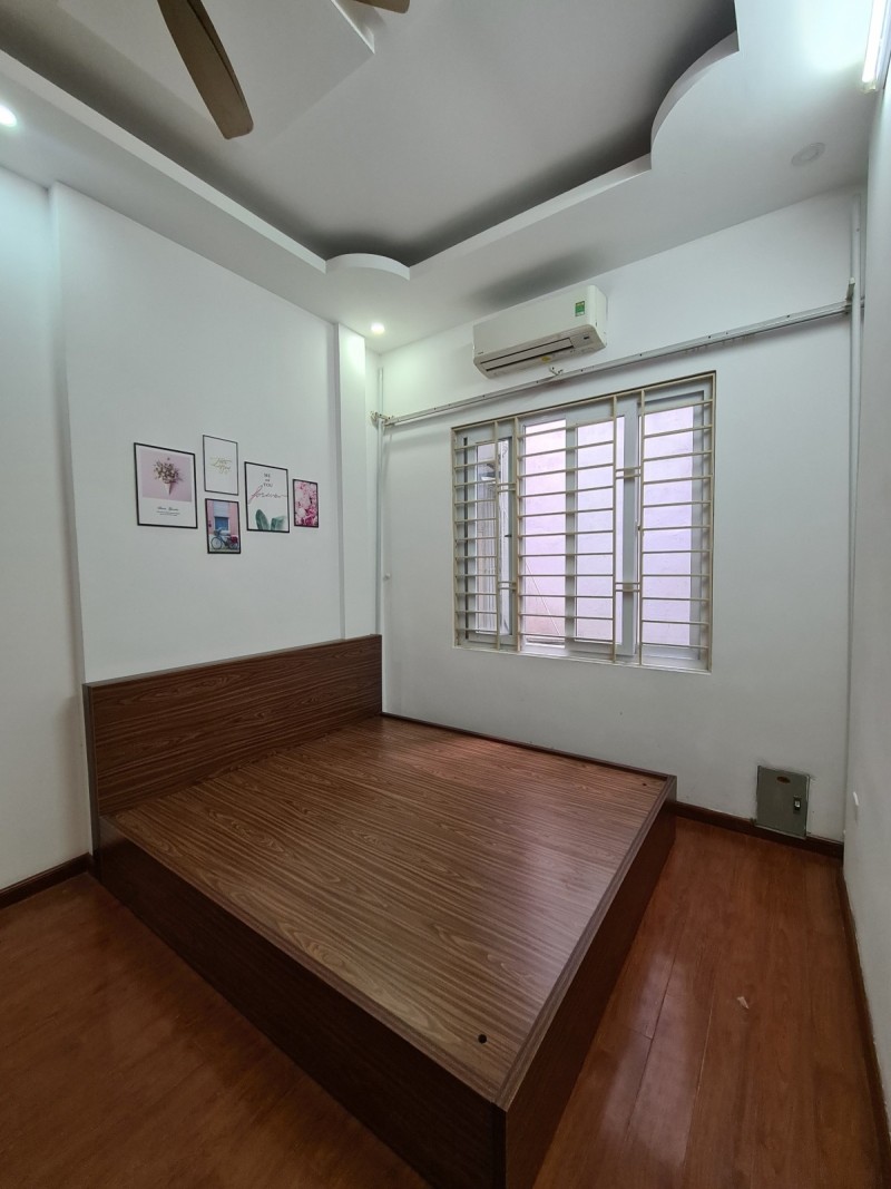 Bán nhà quận Đống Đa phố Hào Nam 46m 3 tầng mặt tiền 5m mặt ngõ kinh doanh 4.25 tỷ lh 0817606560 13878026