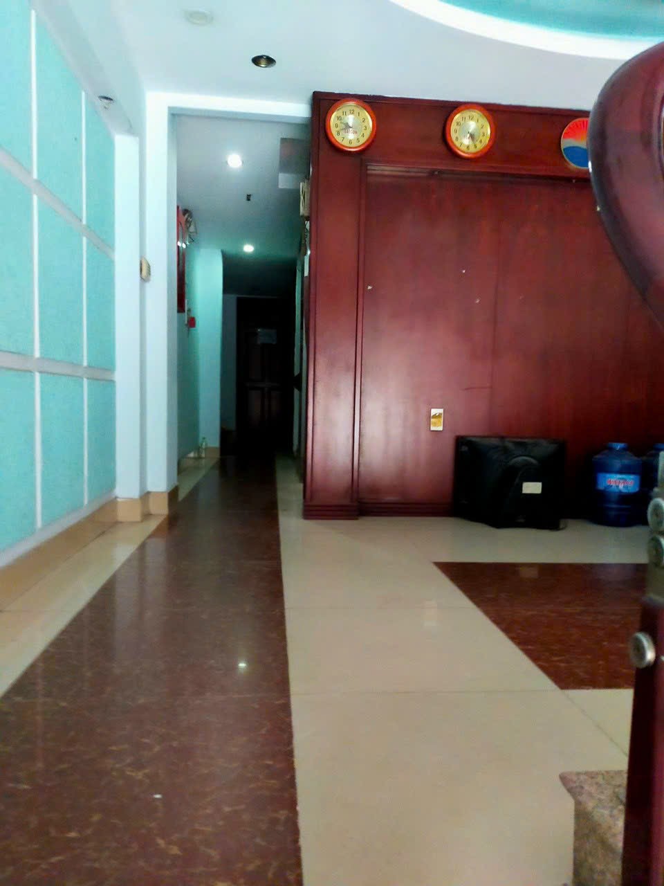 KHÁCH SẠN 7 TẦNG PHAN VĂN HỚN TRƯỜNG CHINH -THUÊ 100 TRIỆU THÁNG 13878194