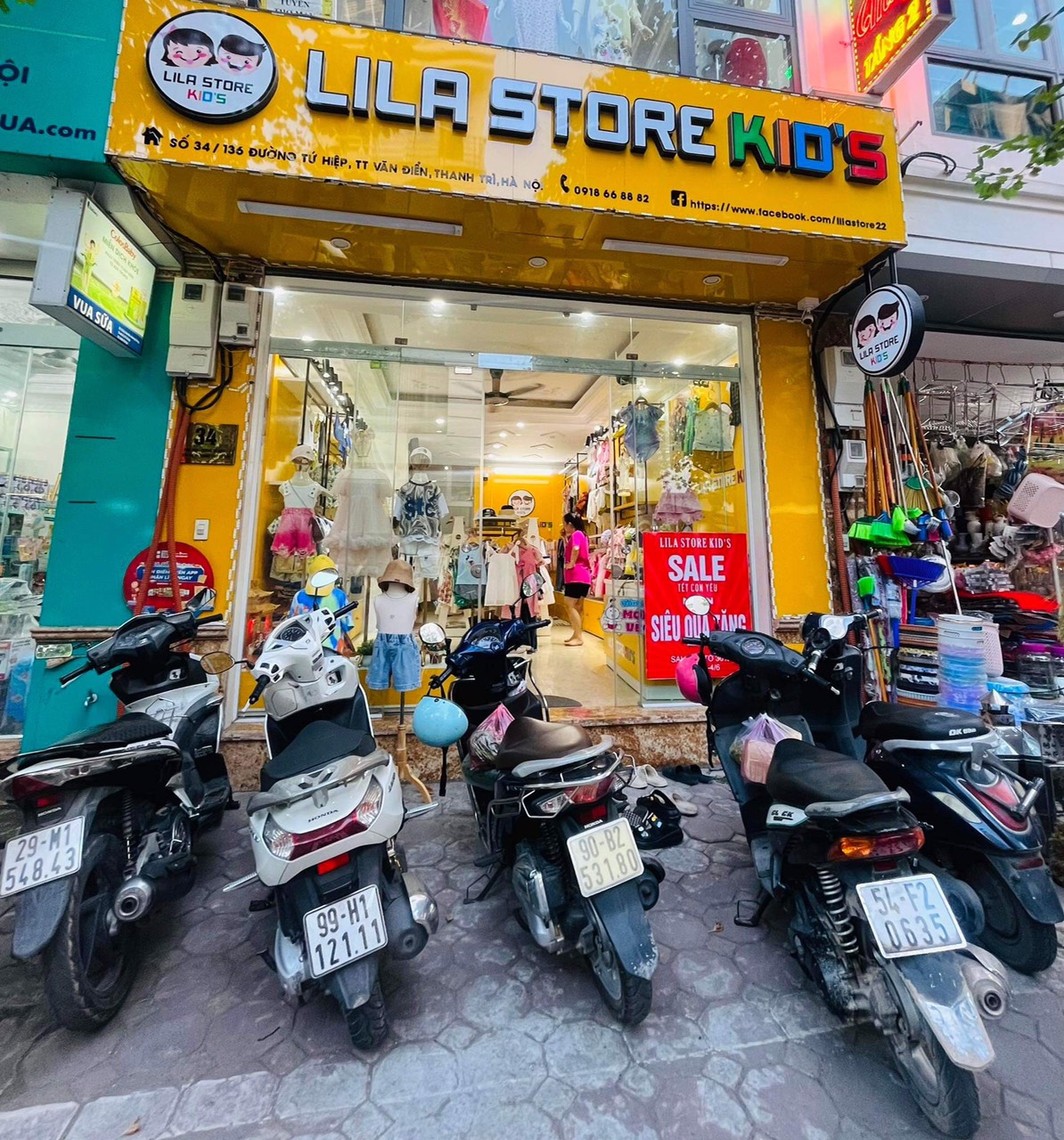 Chuẩn bị sinh bé không có thời gian quản lý shop nên m cần sang nhượng cửa hàng quần áo trẻ em ạ 13880140