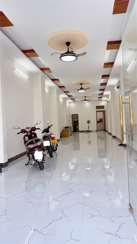 Cho thuê mặt bằng nhà kính đẹp đường lê hồng phong, tpvt 13884510