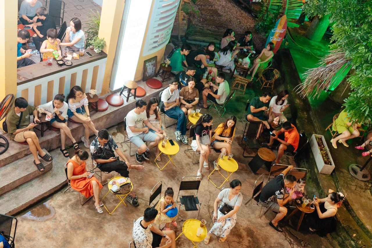 SANG NHƯỢNG QUÁN CAFE  ĐỊA CHỈ KHU TỔ HỢP REPUBLIC COMPLEX, SỐ 4 HOÀNG DIỆU, HỒNG BÀNG, HẢI PHÒNG 13893992