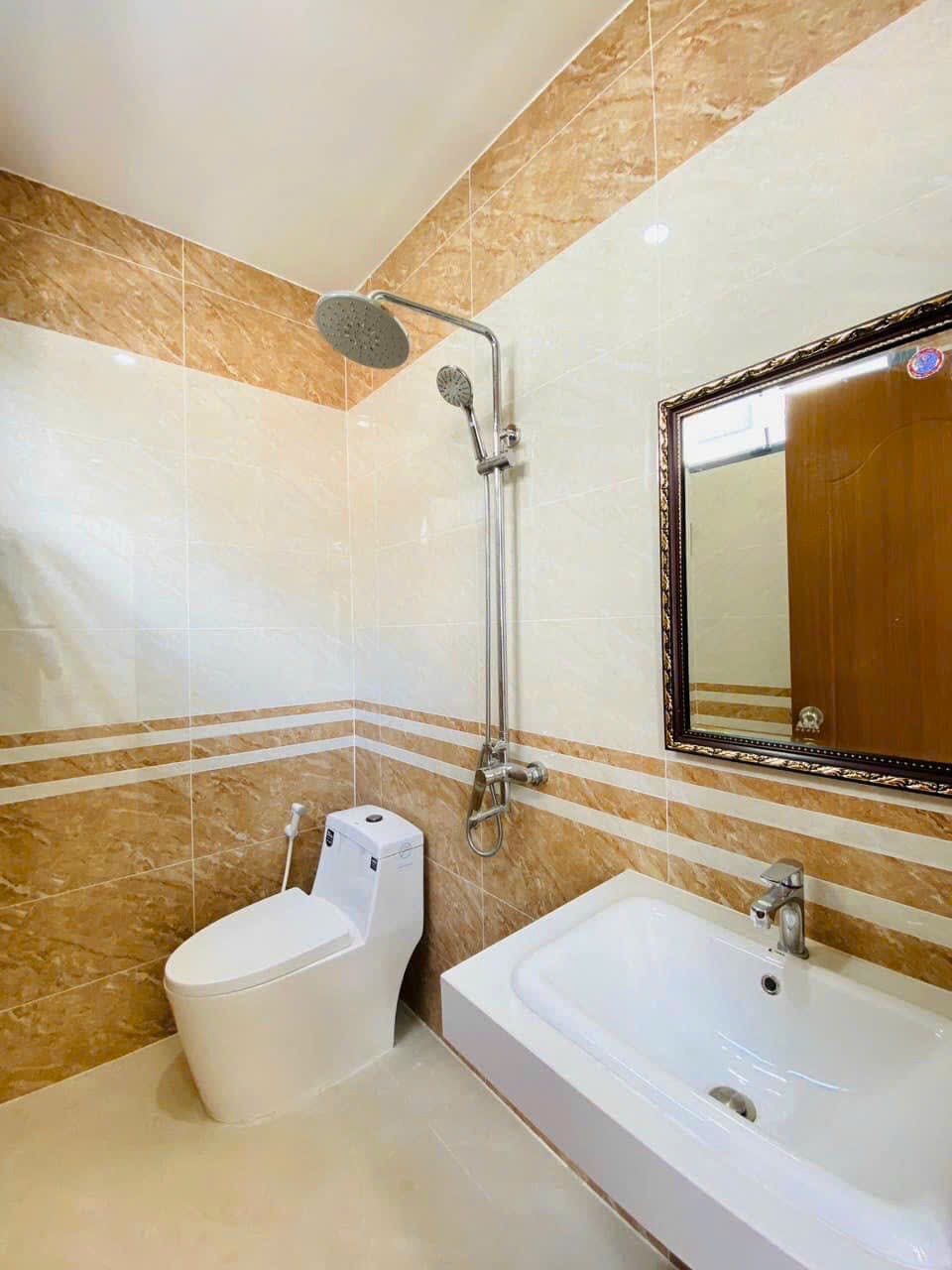 NHÀ LÊ ĐỨC THỌ P6 GÒ VẤP, 48M2, 4 LẦU, GIÁ HƠN 6 TỈ 13894492