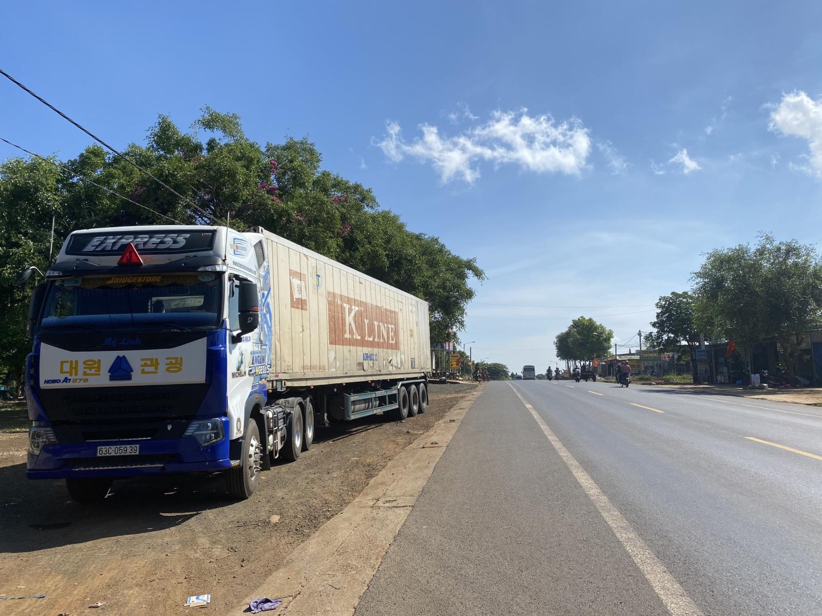 Bán đất trung tâm đăk gằn 35 x70m nở hậu kinh doanh mọi ngành nghề 13897677