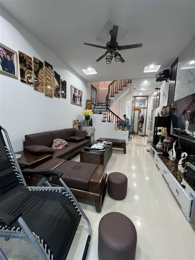 Bán nhà 56m 5 tầng 6.7 tỷ  XUÂN LA OTÔ ,lô góc 2thoáng vĩnh viễn, chủ tặng nội thất 13901751