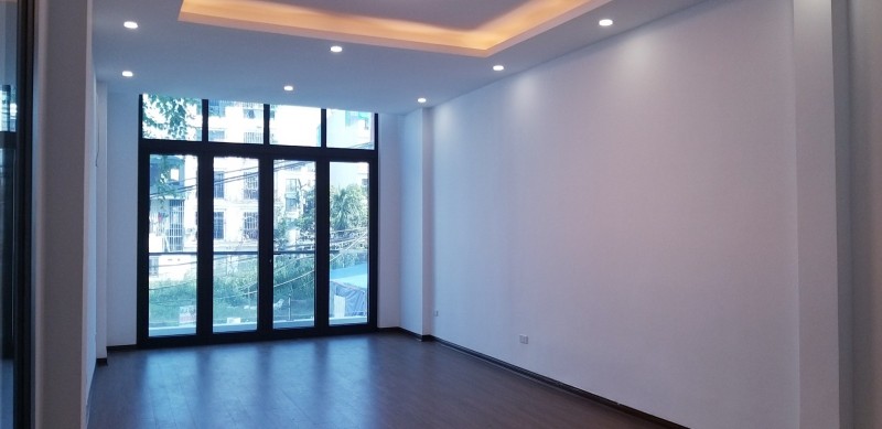 Bán nhà Đàm Quang Trung,Long Biên 5 tầng ,48 m2 ,Mt 4m ,gara hơn 6 tỷ 13904549