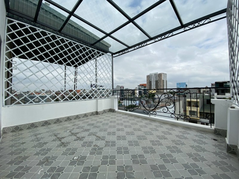 Bán nhà Đàm Quang Trung,Long Biên 5 tầng ,48 m2 ,Mt 4m ,gara hơn 6 tỷ 13904549