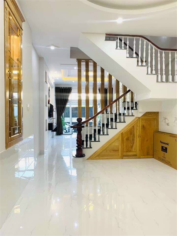 Cho thuê mặt bằng 1 trệt 2 lầu góc ngã tư đường Hoàng Hoa Thám P2, TPVT 13912977