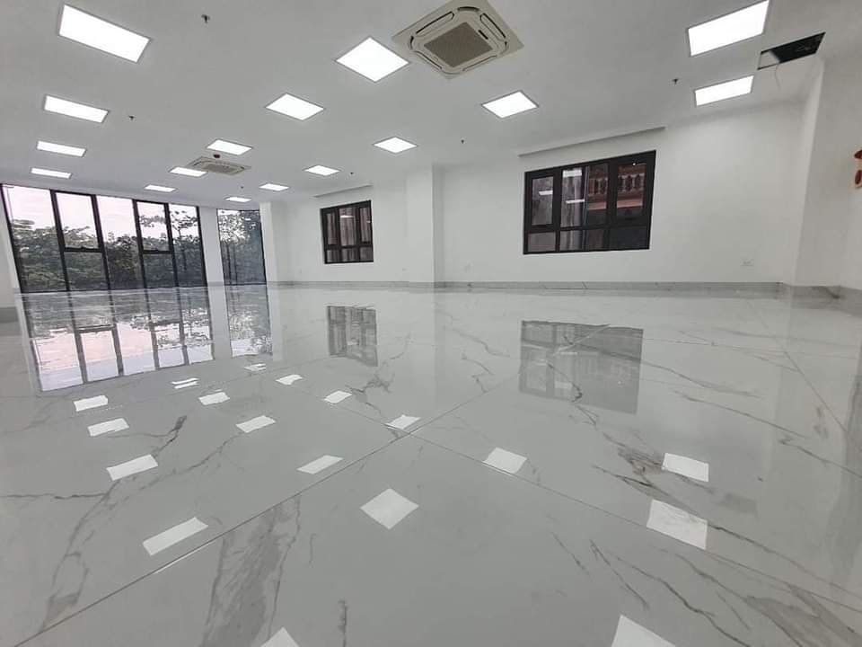 Building Nguyễn Văn Cừ - Long Biên 115m2 xây 8 tầng 1 hầm thang máy 13913022