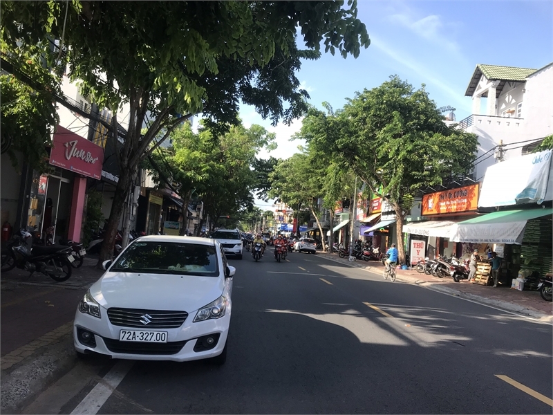 Cho thuê mặt bằng cạnh ngã 3 đường trương công định, tpvt 13920618