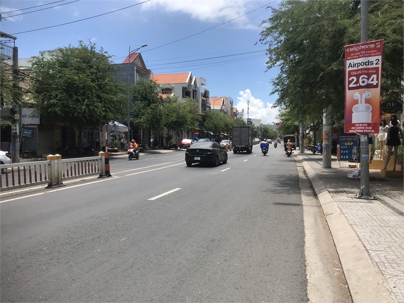 Cho thuê mặt bằng góc ngã 3 đường 30/4, tpvt 13923184