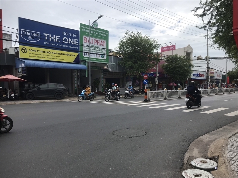 Cho thuê nhà đẹp 1 trệt 2 lầu cạnh Chợ Rạch Dừa đường 30/4, TPVT 13923195