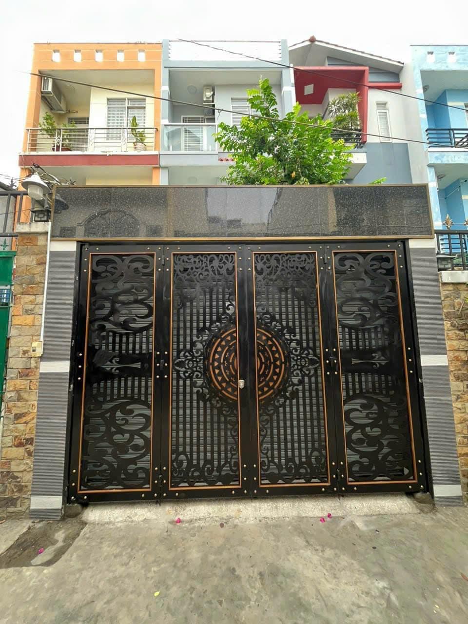 Oto 7 chỗ đỗ cửa -Nhà đẹp chỉ xách valy vào ở,Huỳnh Tấn Phát -Phường Phú Thuận Q7,DT 80m,Nhà 3 13925864