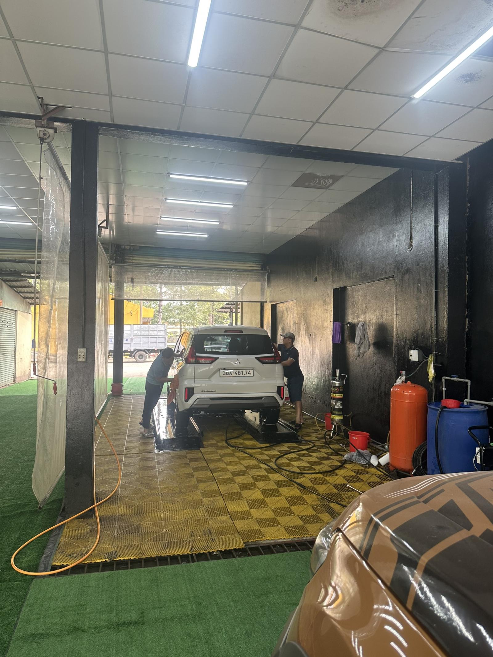 Cần sang lại GARA rửa xe oto quán cafe võng  Địa chỉ: gần cây xăng 71, Thuận An, Bình Dương 13927226