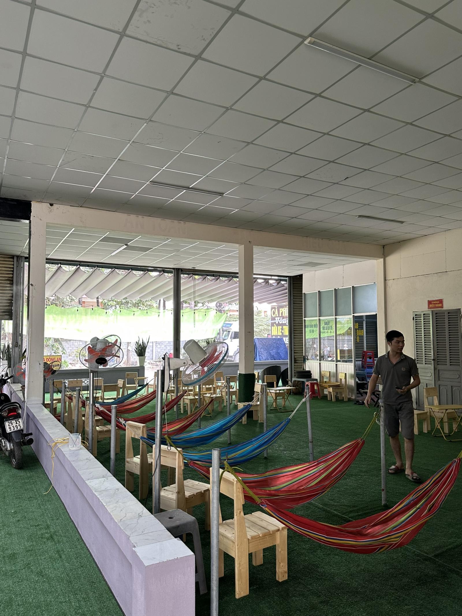 Cần sang lại GARA rửa xe oto quán cafe võng  Địa chỉ: gần cây xăng 71, Thuận An, Bình Dương 13927226