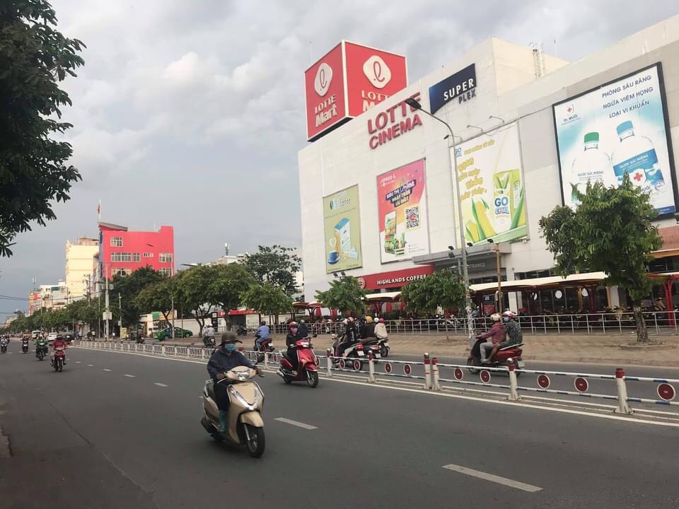 Bán đất KM xây CHDV hẻm to VT đẹp Nguyễn Văn Lượng 108m2 đối diện siêu thị Lotte 7.8 tỷ. 13927265