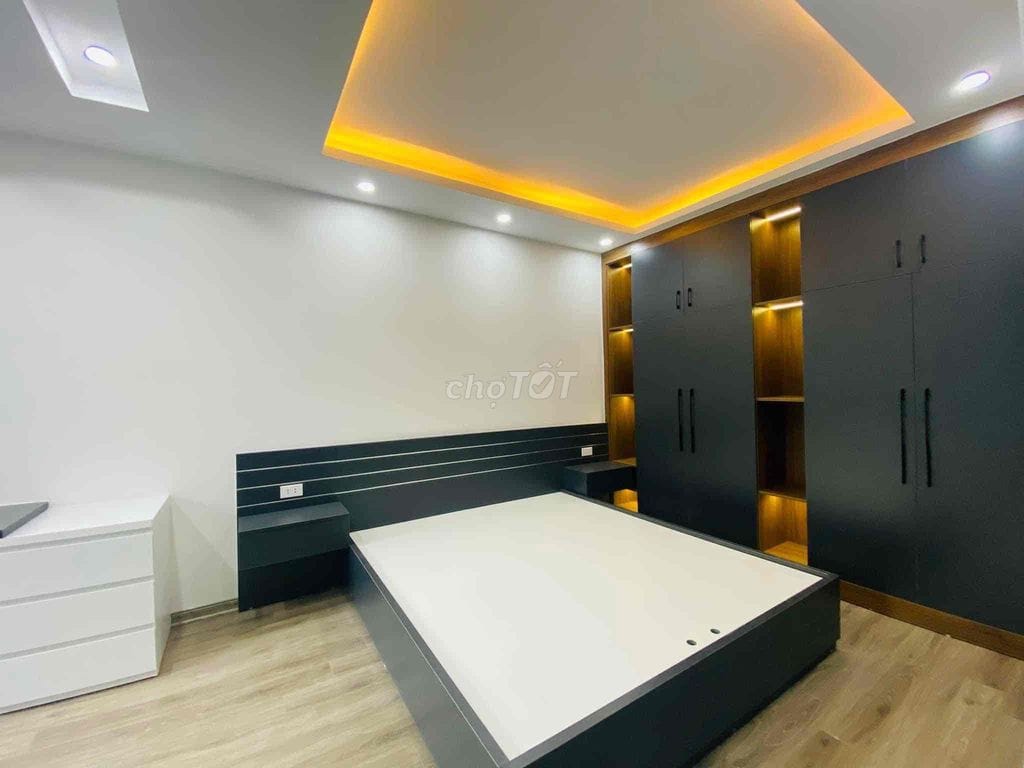 Bán nhà gần bưu điện Hà Đông 2 bước ra đường 2 xe tải tránh, kinh doanh 4.0, 5 tầng chỉ hơn 4 tỷ. LH 0962780005
 13928102