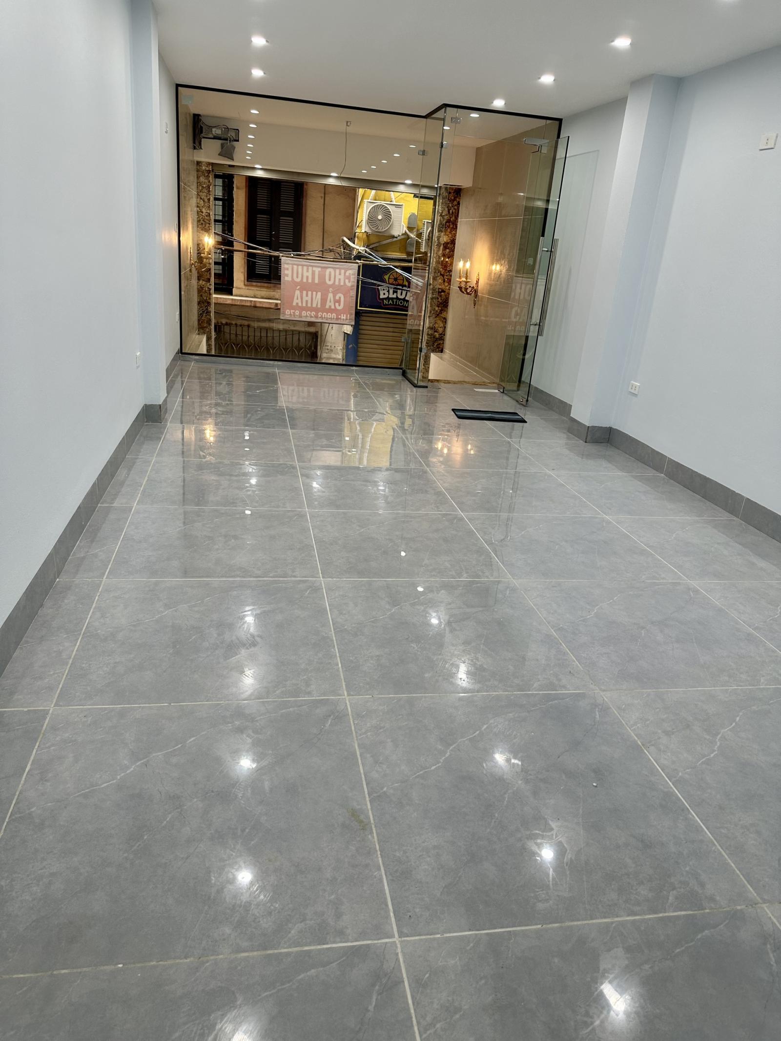 Cho thuê nhà nguyên căn mới xây 50 m2x5 tầng số 7 ngõ 121 Lê Thanh Nghị, Hai Bà Trưng 13928749