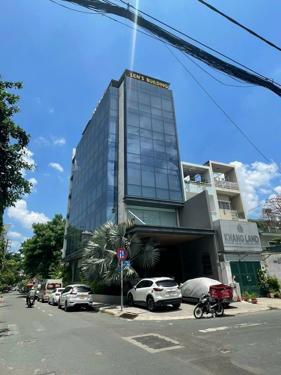 Bán nhà mặt tiền Nguyễn Minh Hoàng P. 12 Q. TB - Khu K300, DT: 5m x 20m, trệt 3lầu, giá chỉ 20,5 tỷ 13929464