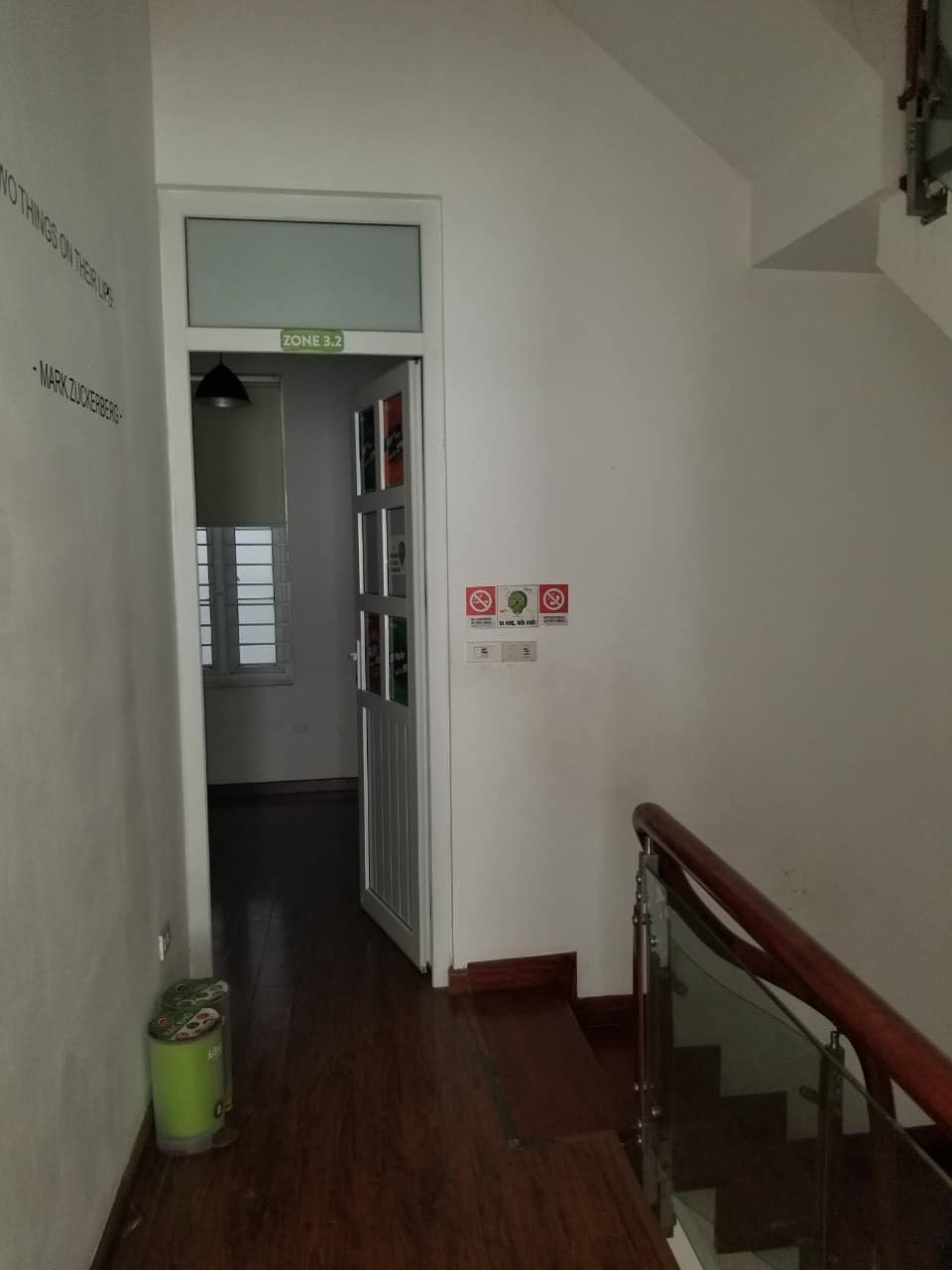Cho thuê nhà phố Chùa Láng ,50 m2 x 5 tầng , giá 30tr / tháng 13931725