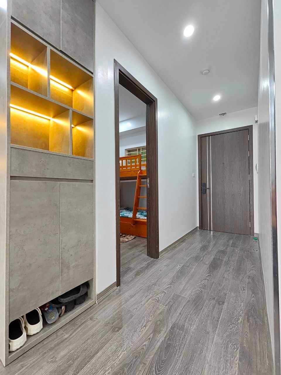 Chính chủ bán căn hộ chung cư 3 phòng ngủ 2 vệ sinh 76m căn góc đẹp mê ly. Giá tốt nhất Hà Nội 13941013