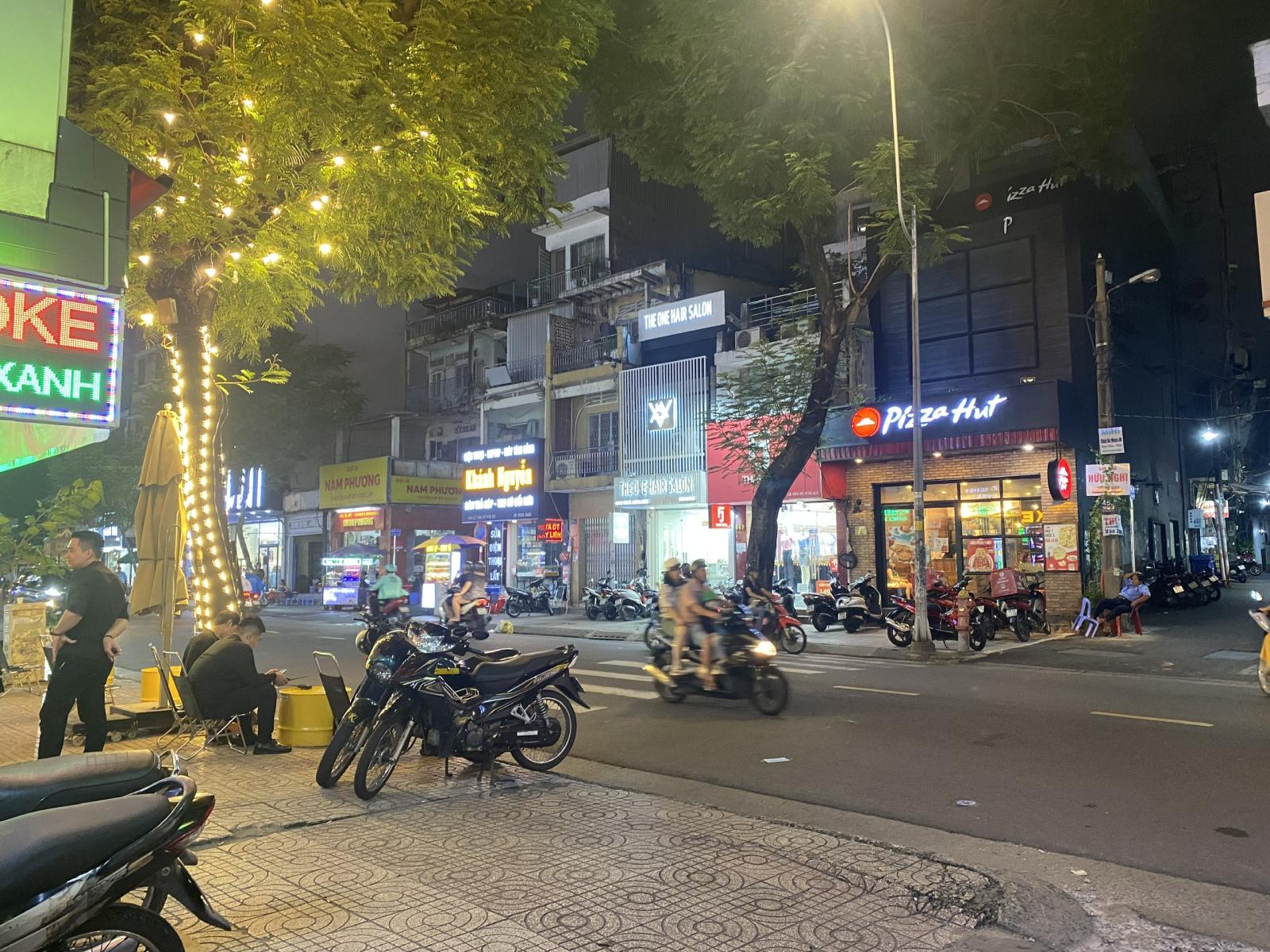 CHỈ 5.5 TỶ CÓ NHÀ KHU DÂN TRÍ PHÚ NHUẬN 
THÔNG HỒ BIỂU CHÁNH - LÊ VĂN SĨ - HUỲNH VĂN BÁNH 13944226