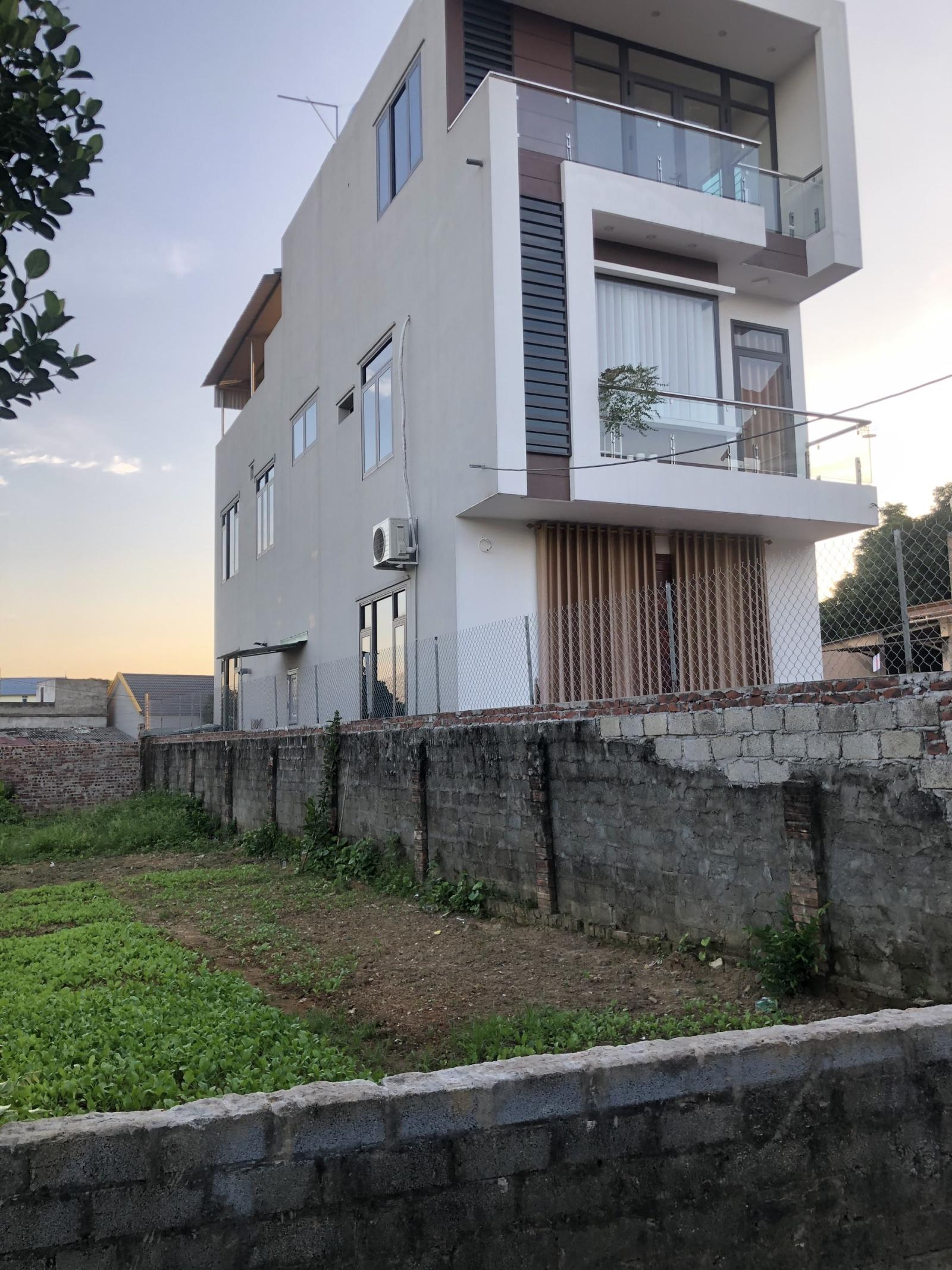 . Gấp lắm rồi chủ cần tiền bán 119m2 tại đông sơn 
👉Phù hợp mua đầu tư hoặc ở đều tốt, sẵn sổ giao 13944407