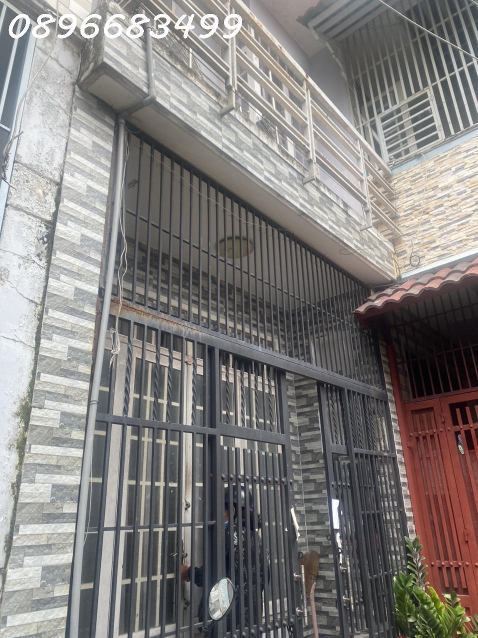 Chính chủ cần tiền nên cần bán nhà cấp 4 gần TTTM GIGAMALL Phạm Văn Đồng. 13950414