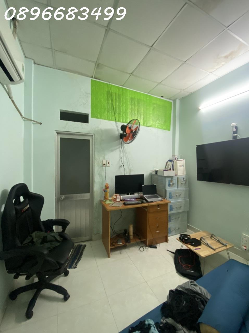 Chính chủ cần tiền nên cần bán nhà cấp 4 gần TTTM GIGAMALL Phạm Văn Đồng. 13950414