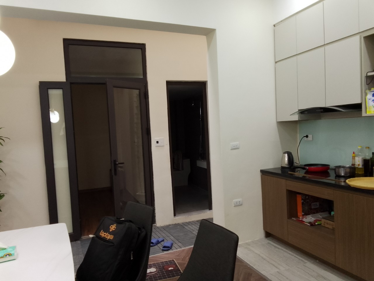 Chủ nhờ bán gấp nhà Minh Khai , 65m2 , 5,1 tỷ , Nhà dân xây chắc chắn , 50m ra phố 13959086