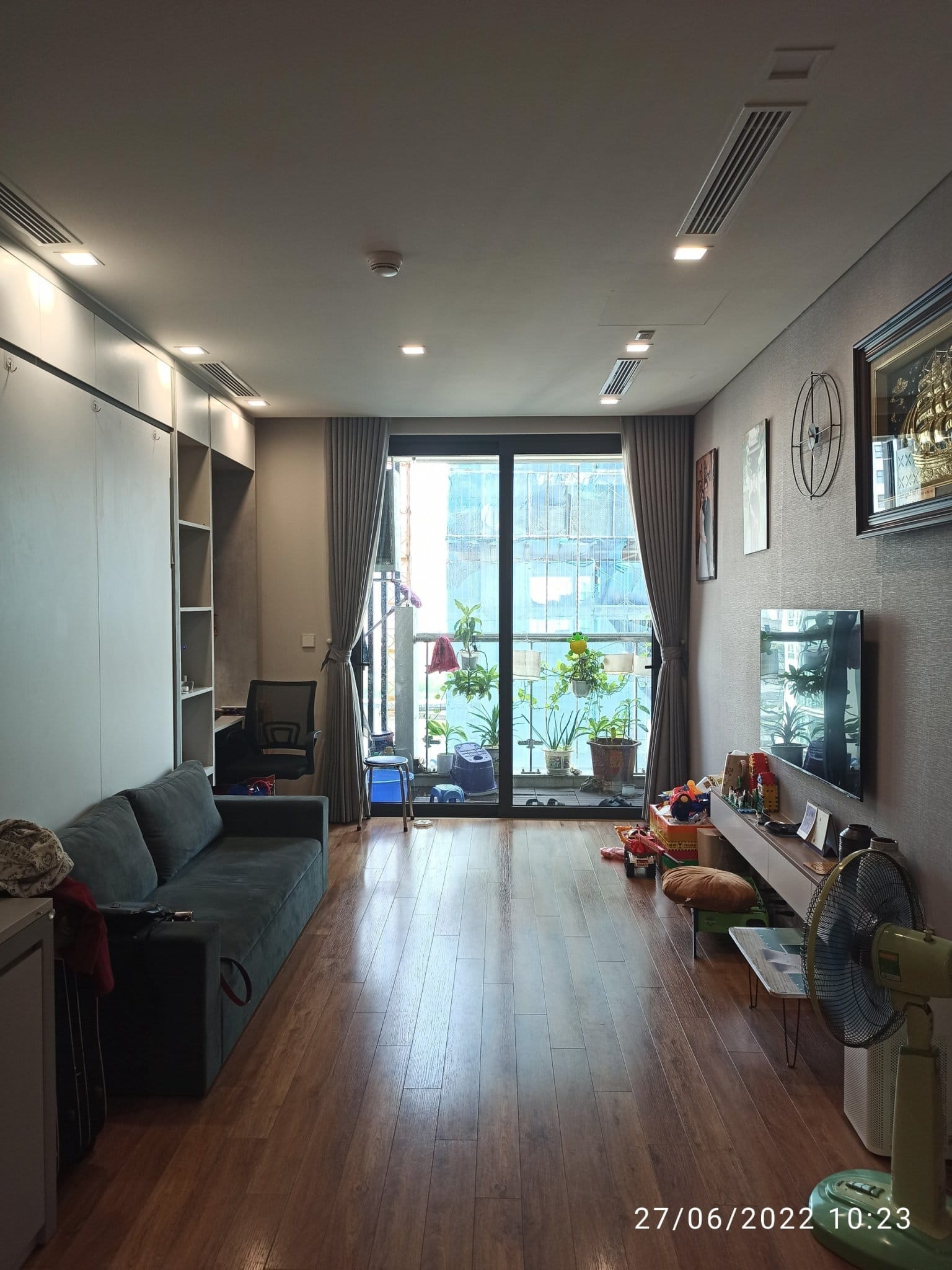 Bán nhanh căn hộ The Legend Tower Nguyễn Tuân khu vực trung tâm 2PN Full NT hướng ĐN Giá 4.45 tỷ 13966911