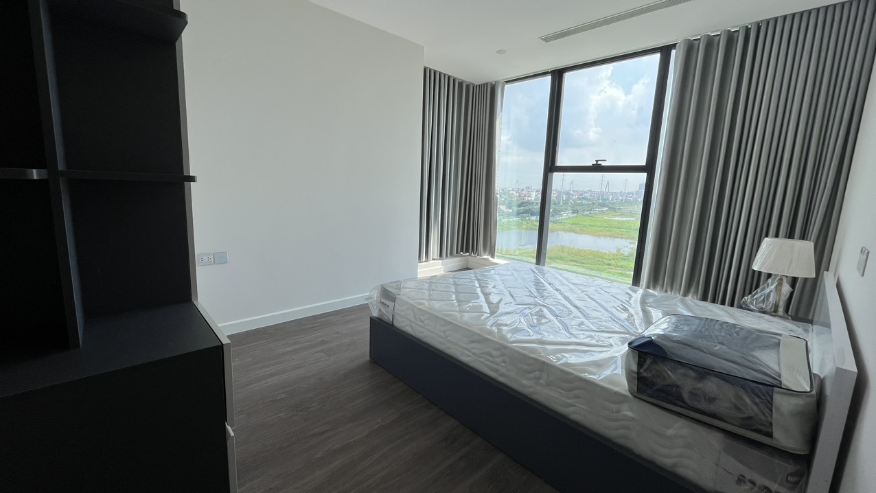 Cho thuê căn hộ Sunshine City căn góc tòa S4 dt 123m 3PN full nội thất cao cấp view quảng trường
 13979183