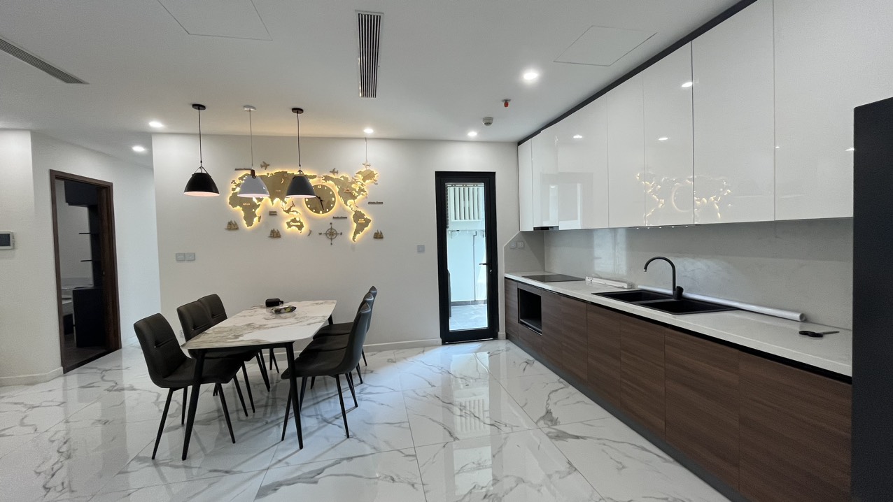 Cho thuê căn hộ Sunshine City căn góc tòa S4 dt 123m 3PN full nội thất cao cấp view quảng trường
 13979183