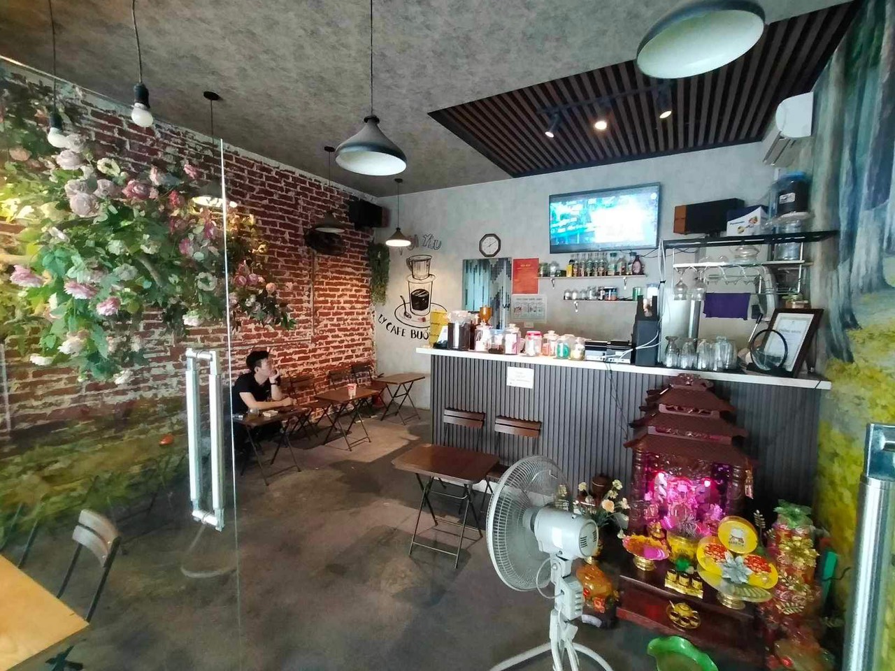 CẦN SANG NHƯỢNG QUÁN CAFE ĐỊA CHỈ; Lê Duẩn - Hai Bà Trưng - Hà Nội 13981262