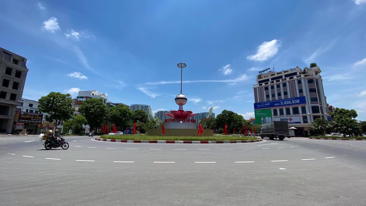 Lô duy nhất 100m2 khu 1,2ha mặt đường đôi Ecopark kinh doanh đỉnh 0945851369 13981537