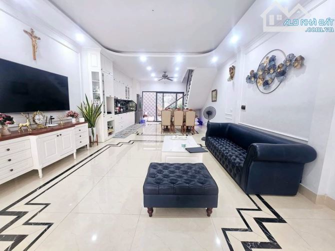 Bán Biệt thự Vàng, cạnh Vin Tây Mỗ, 185m, MT 10, vỉa hè ô tô, kinh doanh nhỉnh 15 tỷ 13982911