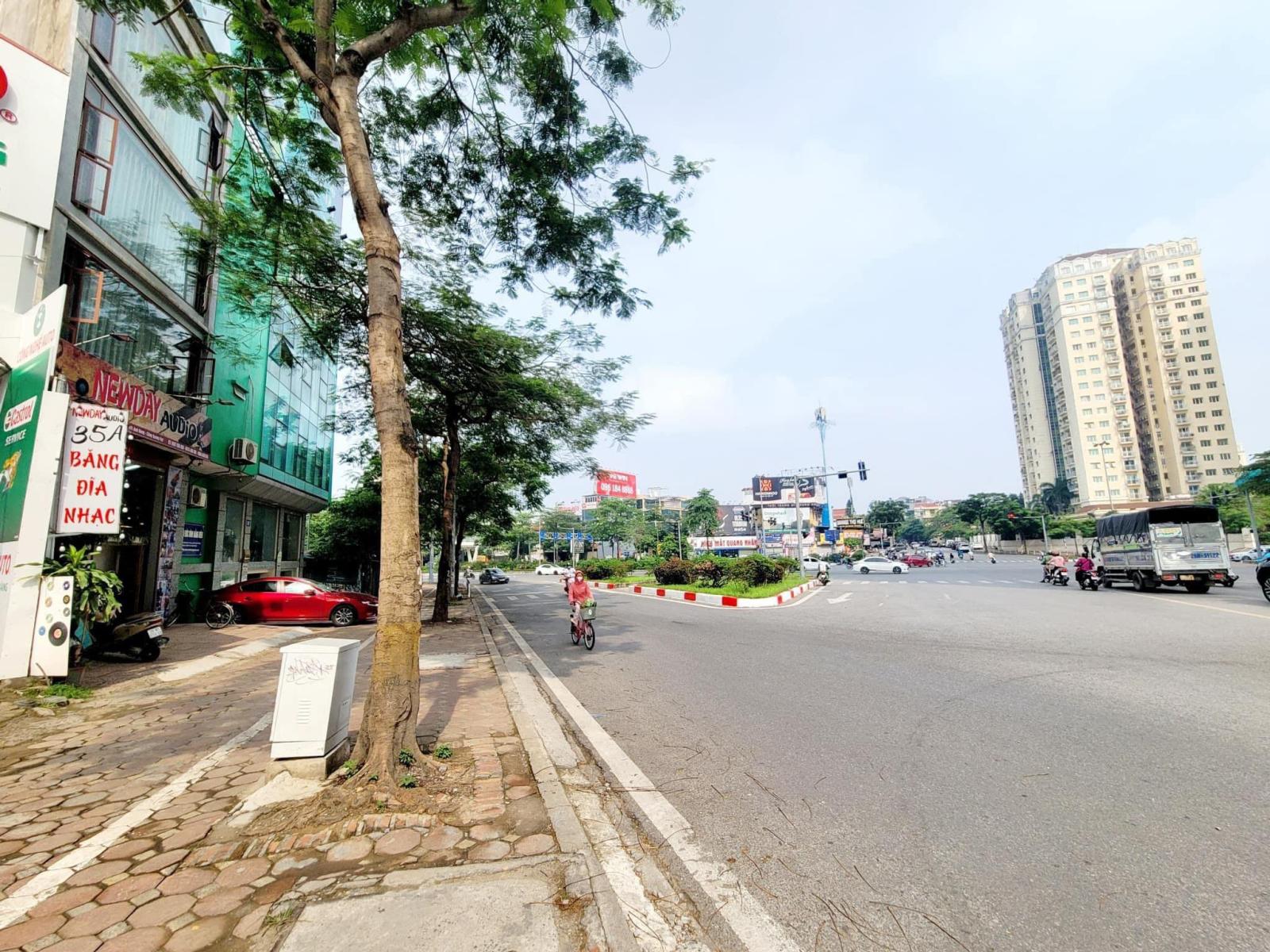 bán nhà mặt phố Cầu Giấy 1 mặt ngõ, 81m x5tầng, mặt tiền 13m, đắc địa kinh doanh 13983730