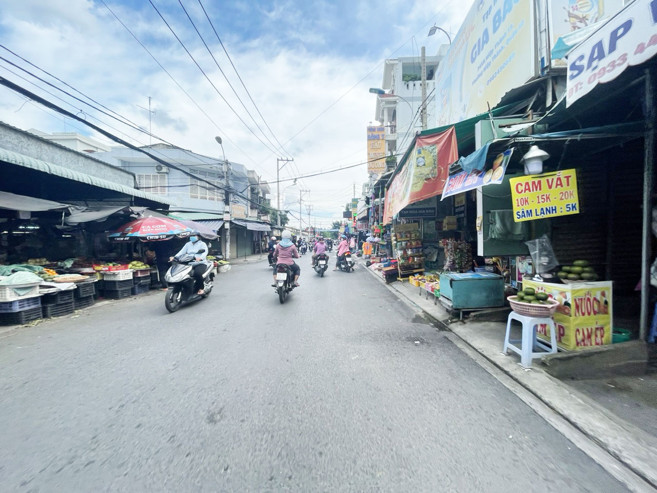 MẶT TIỀN KINH DOANH - NGAY CHỢ HIỆP THÀNH QUẬN 12 - DTSD.160M2, NHÀ CẤP 4 CŨ TIỆN XÂY MỚI - CHỦ XÁC 13987807