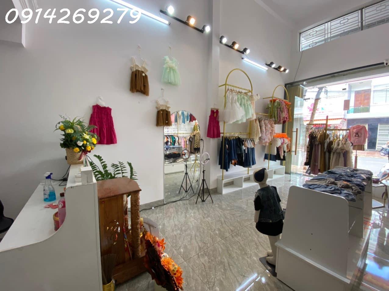 GÓC SANG NHƯỢNG Vì ly do công việc cần sang  gấp 1 shop quần áo trẻ em, hàng quảng châu- Địa chỉ: 13988046