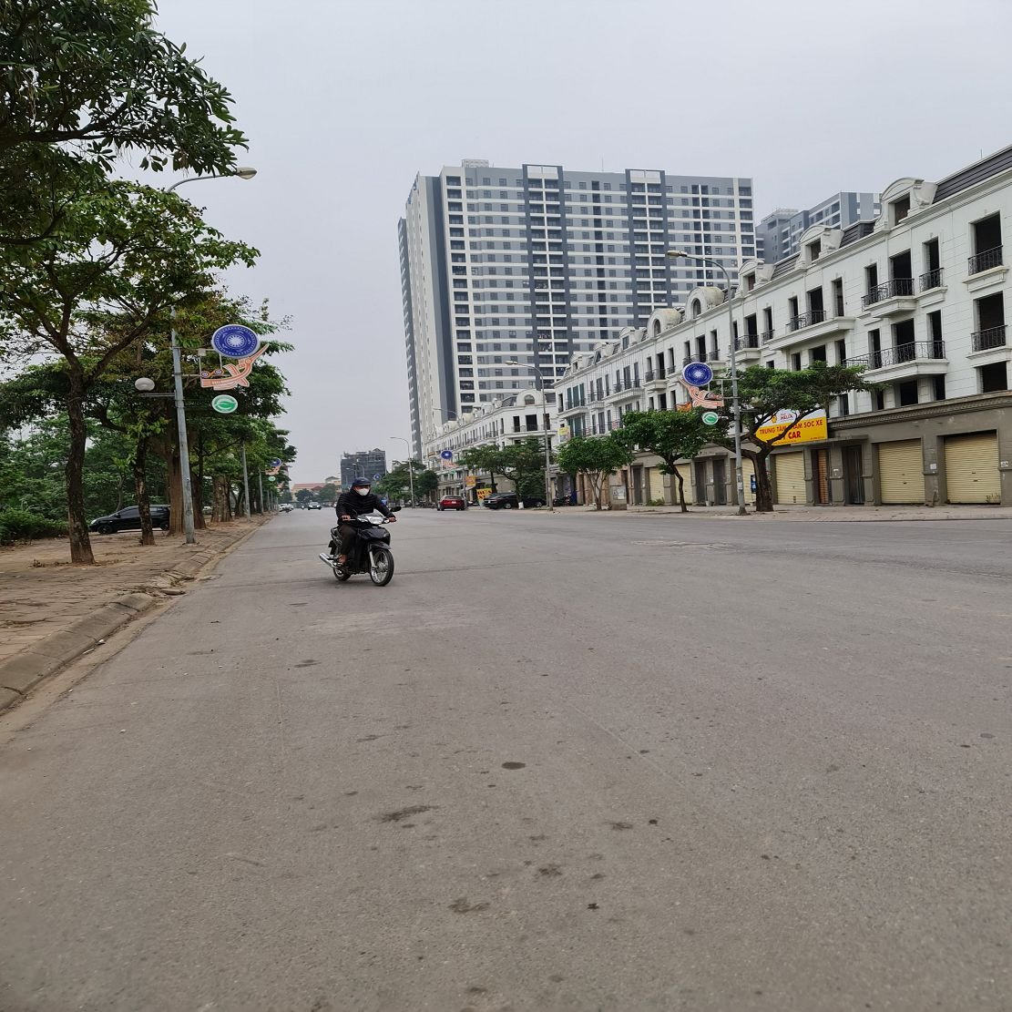 SDCC cần bán nha căn nhà 6 tầng 100m2 mặt phố Thành Trung, Trâu Quỳ, GL HN. Lh 0936098052 13992901