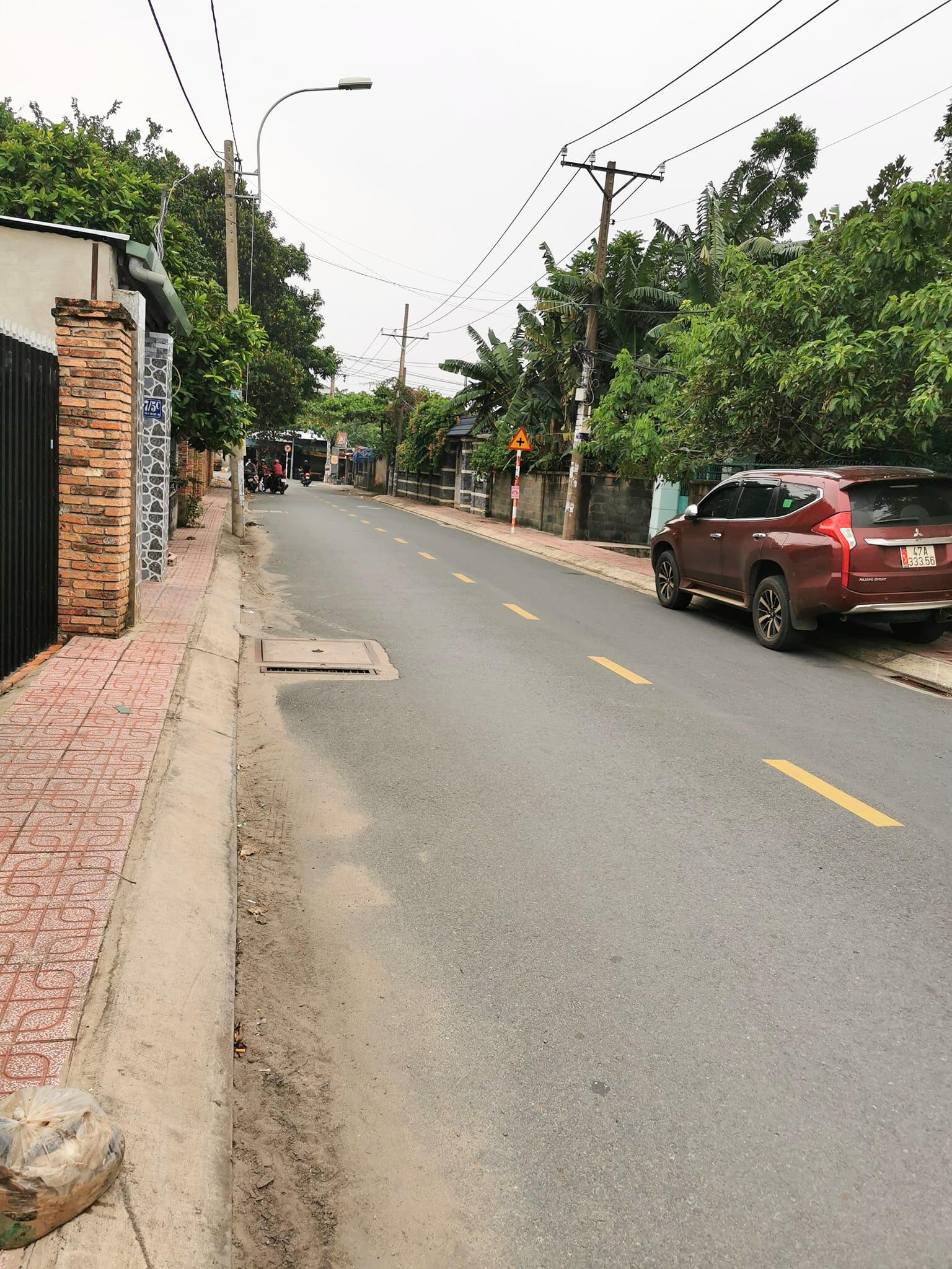 Nhà Mặt Tiền Đường Số Vừa ở Vừa Làm Nhà Xưởng Tân Hiệp Hóc Môn 14000839