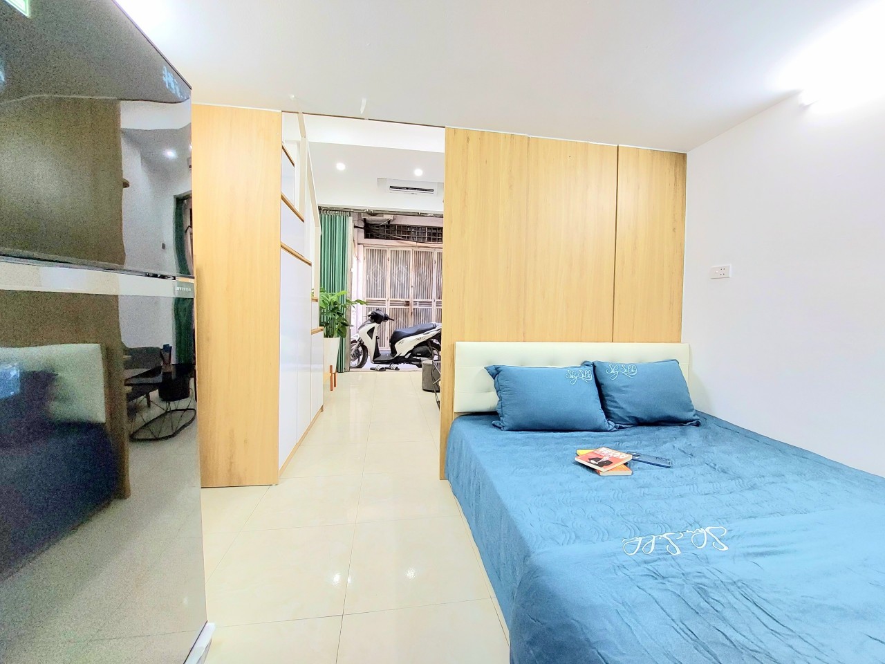 Bán căn hộ tập thể phố Tạ Quang Bửu , 31m2 x 1,5 tầng , giá 1,3 tỷ 14001675