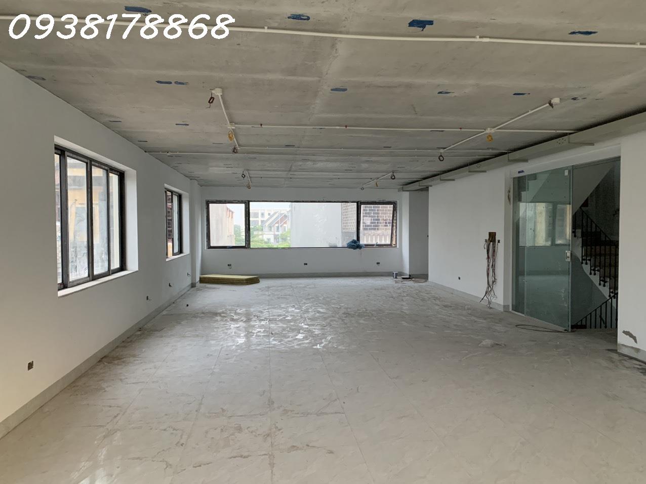 Cho thê tòa nhà mới xây Nguyễn Văn Cừ, Long Biên 640m mặt sàn, miễn phí chỗ để xe 14001959